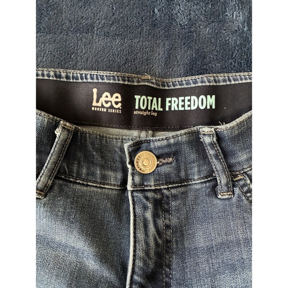 Lee Modern Series Total Freedom Dark Wash‎ Straight Leg Stretch Jeans Sz 8 - Picture 4 of 10